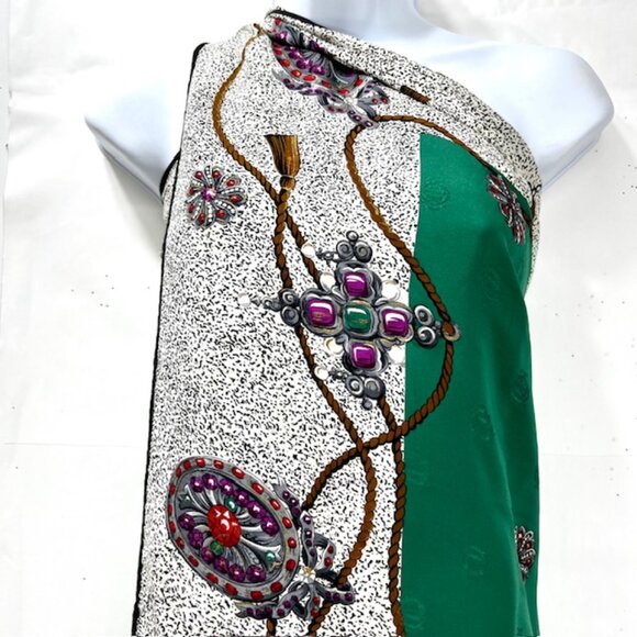 VGT  Over size Full Body Wrap Christian Dior Soft 100% Silk Scarf Satin 41"  (22 - Picture 15 of 15